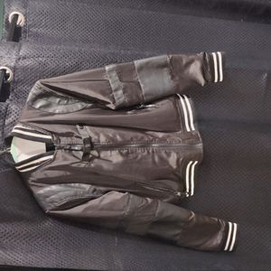 Women's Bomber jacket Size Medium